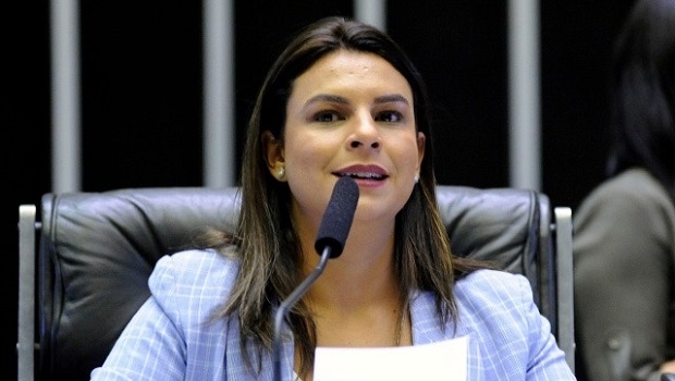 Deputada apresenta projeto que pretende destinar recursos das loterias para o esporte feminino