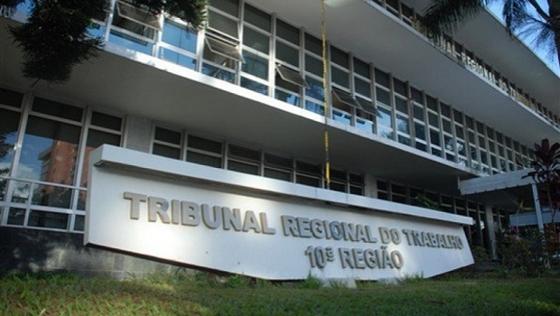 Gambling exploitation discards employment relationship possibility