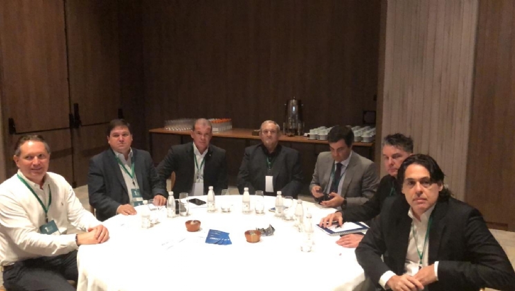 Deputados e especialistas debateram sobre a regulamentação dos jogos online no Brasil