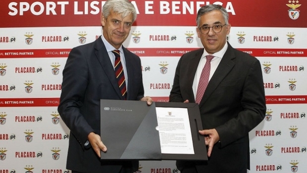 O Benfica, de Portugal, firma parceria com o site de apostas Placard.pt