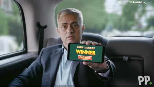 Paddy Power apresenta o português José Mourinho em seu novo comercial para TV