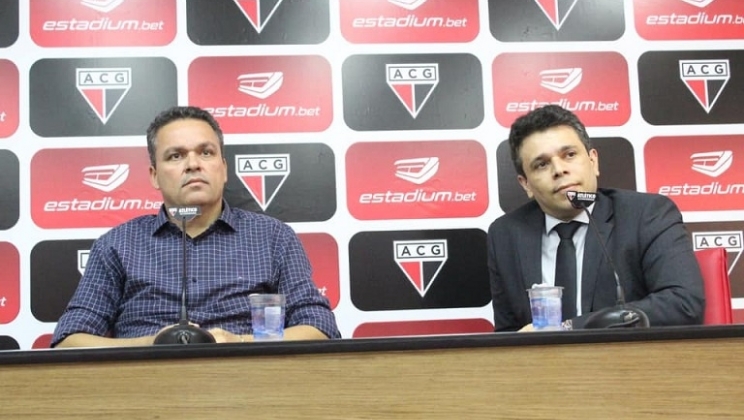 Atlético Goianiense apresenta oficialmente camisa com patrocínio máster da estadium.bet
