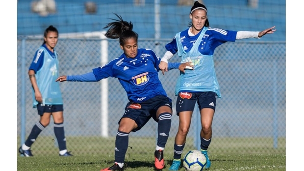 Bolsonaro sanciona lei de ajuda ao esporte e dinheiro das loterias servirá para quitar impostos