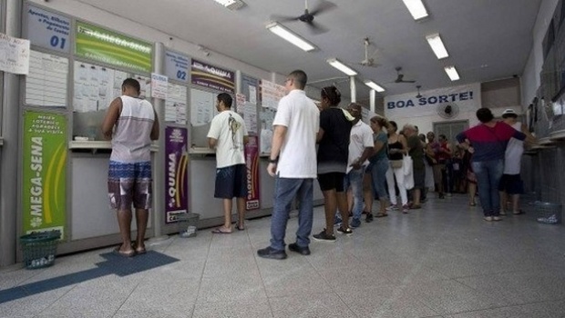 Acordo entre Banco de Brasil e Caixa para uso de lotéricas será encerrado