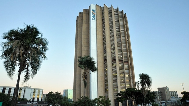 Presidente do Congresso prorroga MP que permite venda de partes da Caixa até dezembro de 2021