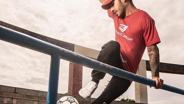 World champion Ricardinho takes all the magic of freestyle to estadium.bet