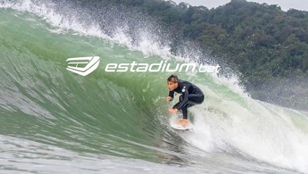 Estadium.bet signs sponsorship with Brazilian surfer Giovani Pontes