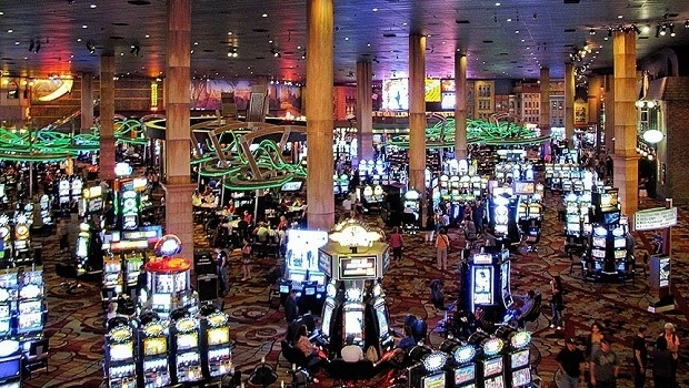 Crise econômica na pandemia reacende debate sobre legalização de jogos no Brasil