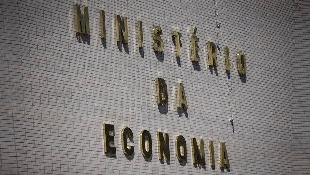 Governo brasileiro começará outorgando só 30 licenças para operar apostas esportivas