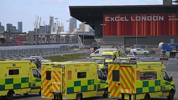 Assim se transformou a sede da ICE London no Hospital Nightingale para doentes de COVID-19