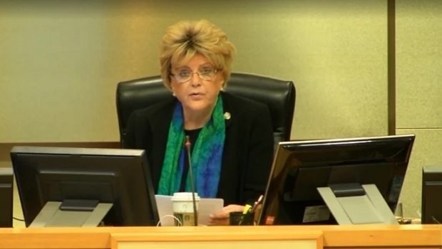 “Open Las Vegas. Being closed is killing us”