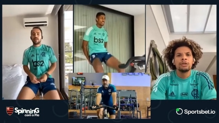 Os craques do Fla, Arão, Bruno Henrique e Éverton Ribeiro fazem spinning com Sportsbet.io