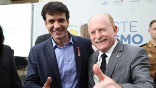 Cassinos no Brasil vão gerar milhares de empregos e renda, diz Deputado Vermelho