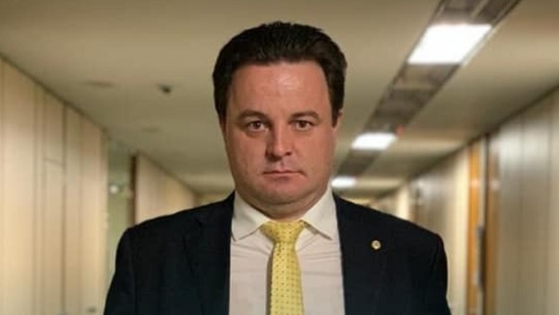 “Há inúmeras razões para regulamentar os cassinos no Brasil”