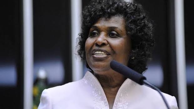 Frota, Tiririca e esquerda se unem para projeto que destina arrecadação das loterias para Cultura