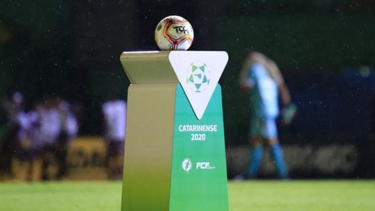 Catarinense será a primeira competição a voltar com os jogos no futebol brasileiro
