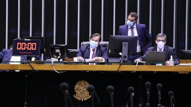 Deputies Chamber approves PM basic text authorizing draws on Brazil’s radio and TV