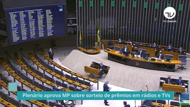 Deputies Chamber approves PM basic text authorizing draws on Brazil’s radio and TV