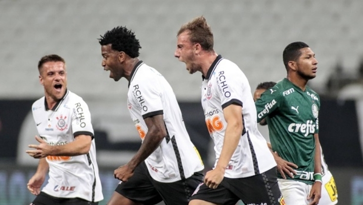 Galera Group cedeu seu espaço na camisa do Corinthians à Riachuelo no clássico contra o Palmeiras