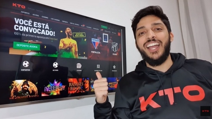 KTO.com apresenta Magno Navarro como seu novo embaixador no Brasil