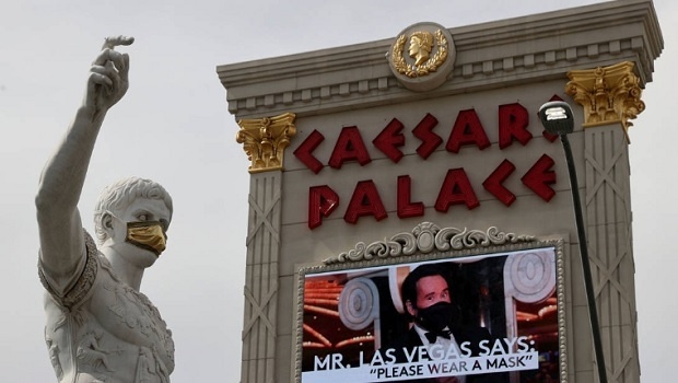 Caesars Entertainment pode demitir funcionários por não usar máscaras