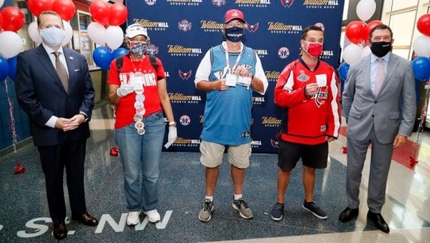 William Hill abre primeiro sportsbook em complexo esportivo nos EUA