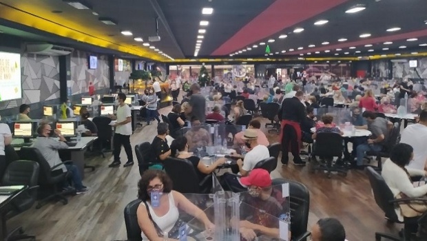 UOL TAB visitou três bingos de São Paulo com enorme afluência de público no final do ano