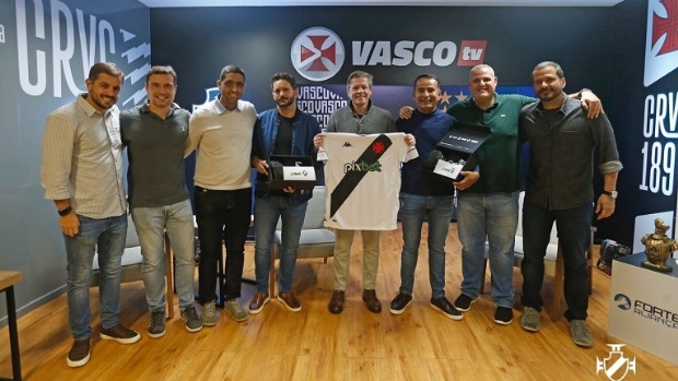 Vasco fecha patrocínio máster com casa de apostas PixBet
