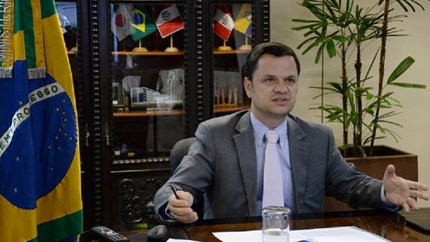 Ministro da Justiça acredita que é possível chegar a um acordo para legalizar os cassinos no Brasil