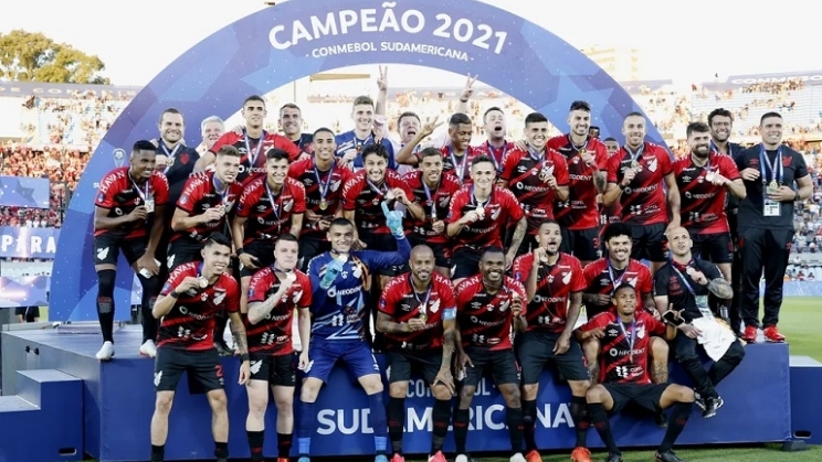 Betmotion parabeniza Athletico Paranaense pela Copa Sul-Americana e também se sente campeão