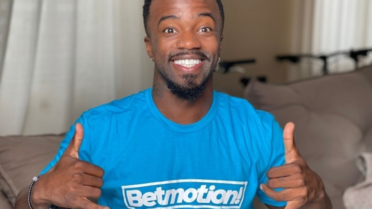 O influenciador Negrete se une ao time de embaixadores do Betmotion