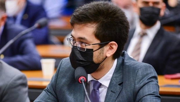 Comissão aprova exclusão da prática de jogo de azar como motivo de demissão por justa causa