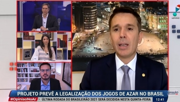 Deputy Felipe Carreras debated gaming legalization in RedeTV's 'Opinião no Ar'