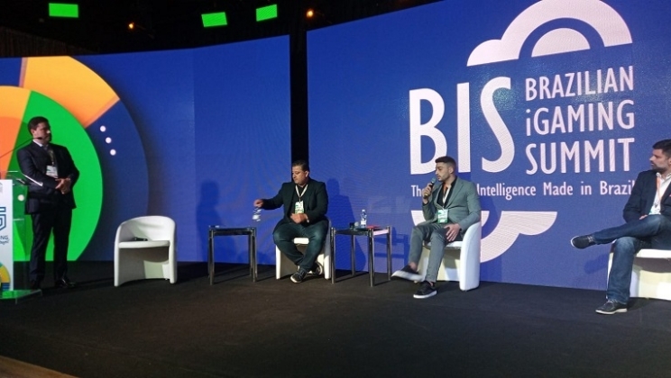 Lojas físicas para jogar, realidade aumentada, metaverso e 3D entraram nas discussões