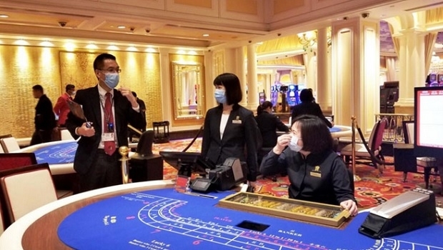 Macau casino dealers priority for COVID-19 vaccine