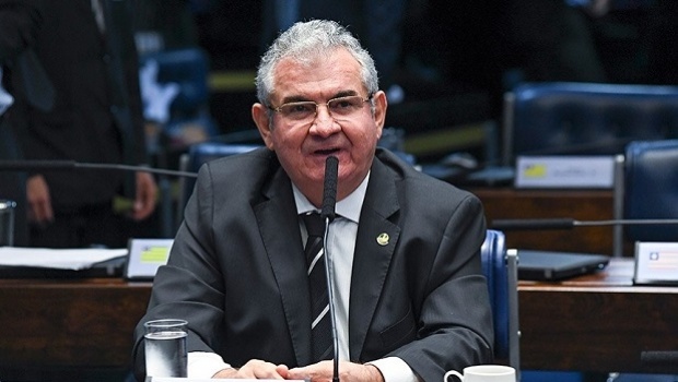 Senador Coronel quer legalizar jogo do bicho e cassinos para “retomar” economia