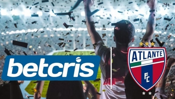 Torcedores do Atlante FC do México felizes em ver a Betcris patrocinar o time