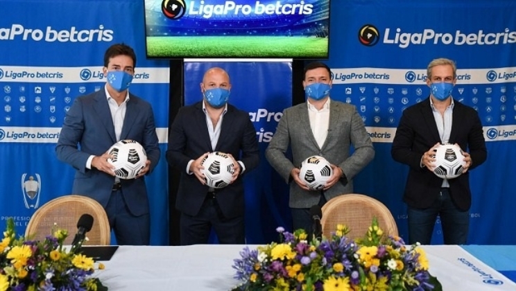 Betcris assina um acordo histórico com a Liga de Futebol Profissional do Equador