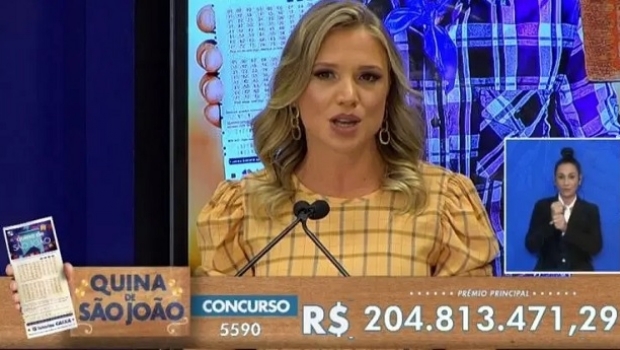 Maior prêmio da história da Quina de São João sai para 8 apostas