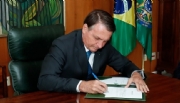 Presidente Bolsonaro sanciona lei que muda tributação das apostas esportivas para GGR