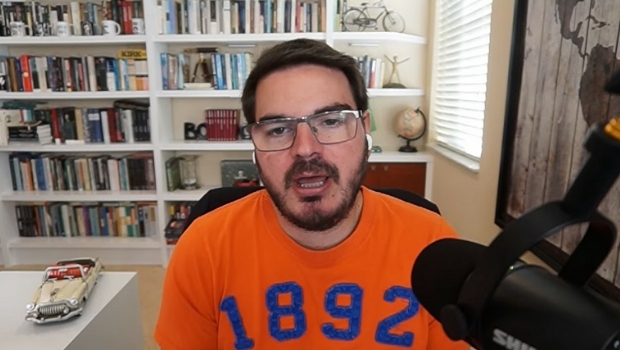 Edição de “O Papo É” debate a volta dos cassinos ao Brasil e o peso eleitoral da facada