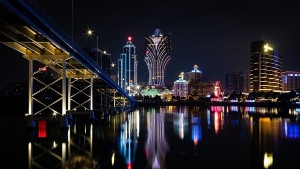 Macau to limit new casino licences to 10 years
