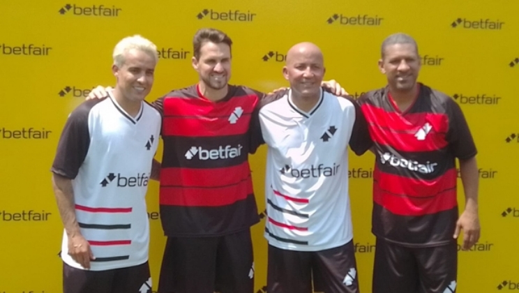 Betfair promoveu encontro de ídolos do Flamengo e Athletico-PR ante da final da Libertadores
