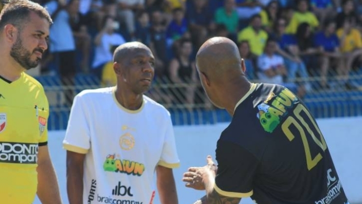 Com apoio da Afun, Ronaldinho Gaúcho reúne estrelas para jogo em São José dos Campos