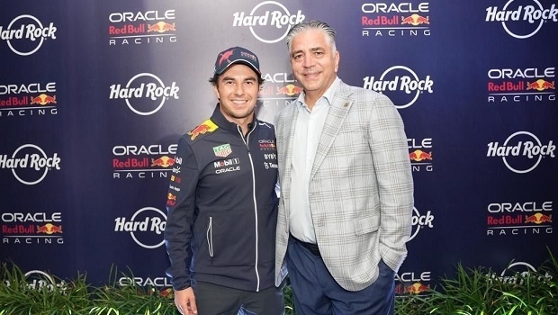 Hard Rock teve sua grande noite com Checo Perez na véspera do GP de Fórmula 1 de São Paulo