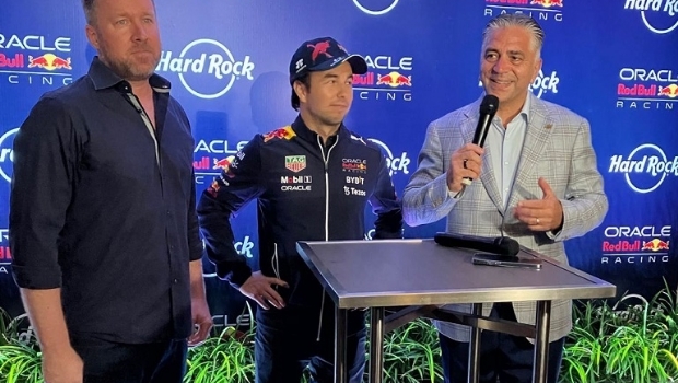 Hard Rock teve sua grande noite com Checo Perez na véspera do GP de Fórmula 1 de São Paulo