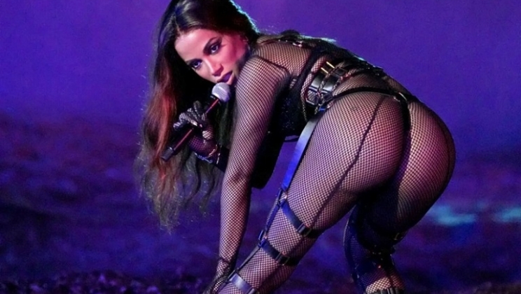 Village Betano recebe Anitta, Jorge Ben e outras estrelas na festa da Copa do Mundo