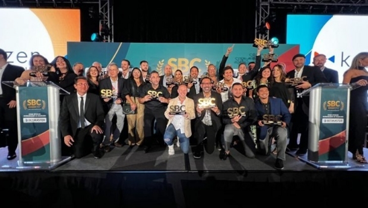 SBC Awards Latinoamérica 2022 premia o melhor da indústria na Flórida