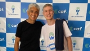 Caf realiza ação com o líder do Tetra Bebeto para clientes e parceiros