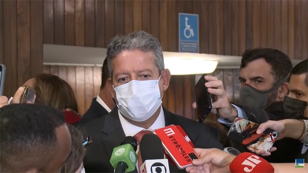 Câmara não trata da lei dos jogos e votação passa para hoje